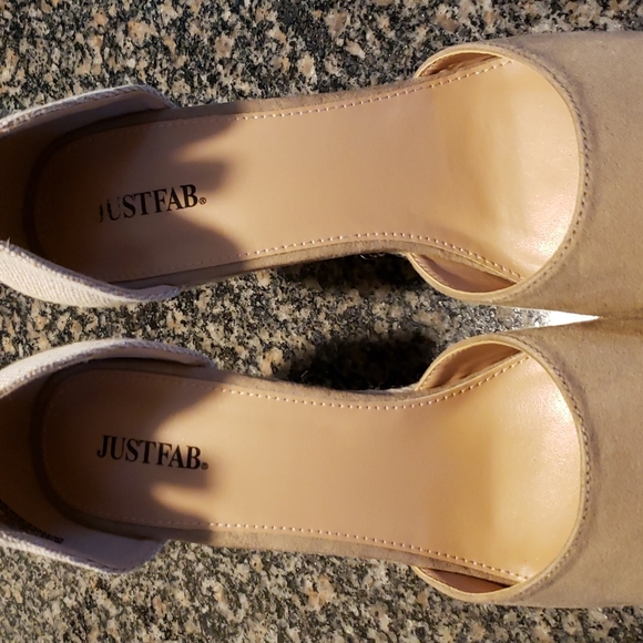 ♦️♦️ SOLD ♦️♦️ JustFab Wedge Heel - Picture 7 of 9